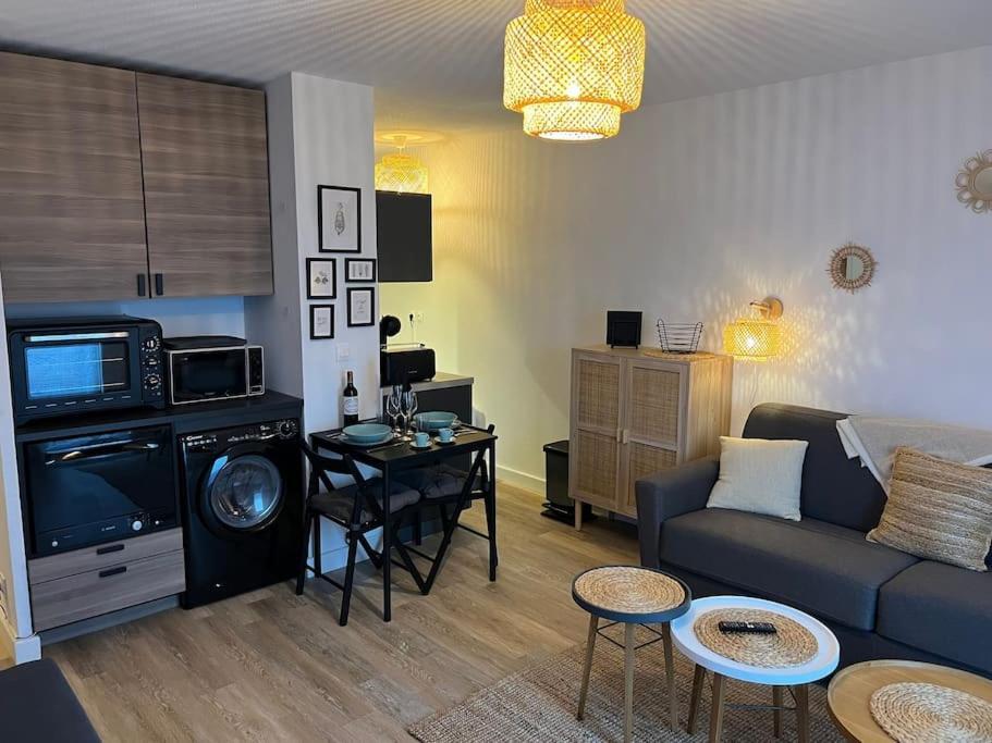 Studio Confortable Aux Portes De Bordeaux Et Medoc Ludon-Medoc Bagian luar foto